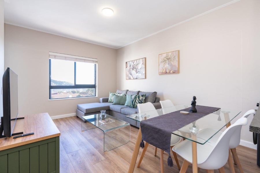 To Let 2 Bedroom Property for Rent in Vredehoek Western Cape